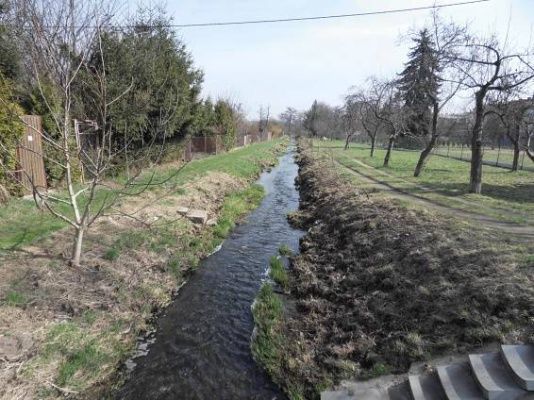 obrázek: Revitalizace údolí Vejprnického potoka má od radních zelenou