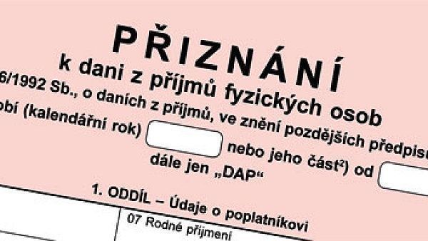 Pracovníci finančních úřadů jezdí po kraji, radí s daněmi