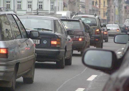 S prázdninami končí i řada dopravních omezení v Plzni