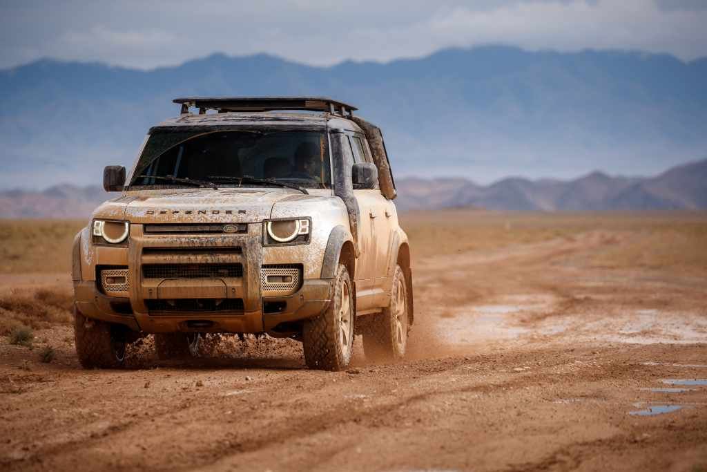 NOVÝ LAND ROVER DEFENDER ODHALEN