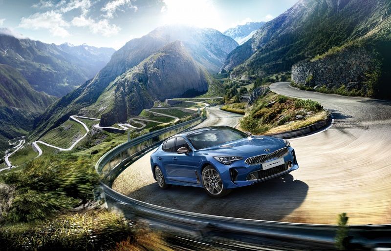Kia zahájila prodej modernizovaného fastbacku Stinger v nejvýkonnější variantě GT