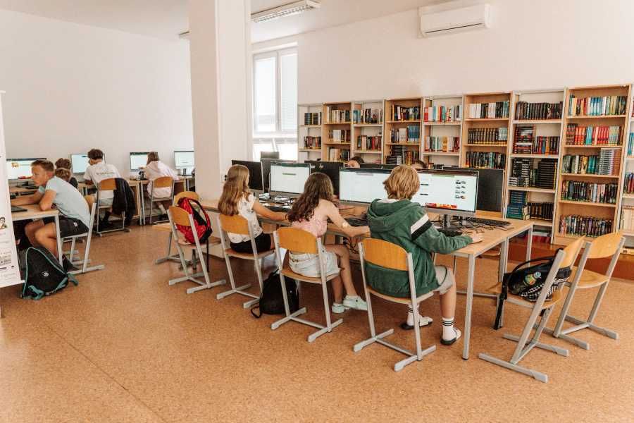 22. ZŠ v Plzni slaví šedesátku: moderní škola s bohatou historií a velkými plány