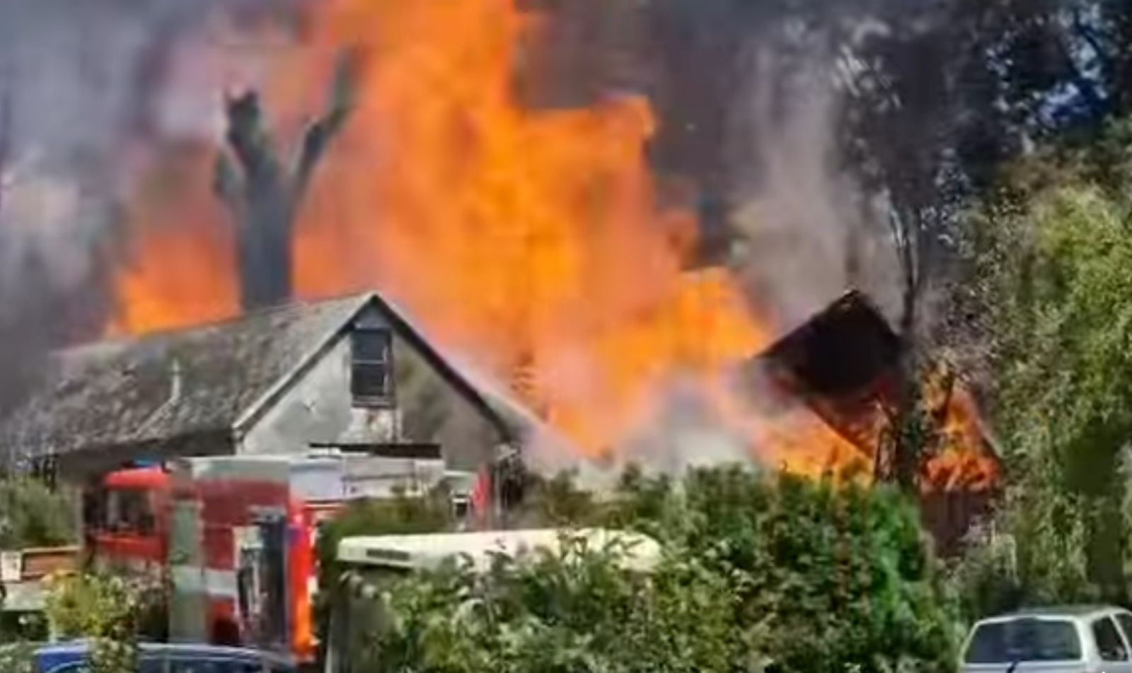 Škodu za deset milionů při požáru v Postřekově musí zaplatit pachatel