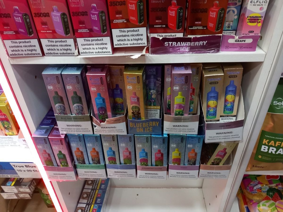 Celníci v Plzni zabavili desítky tisíc nelegálních cigaret