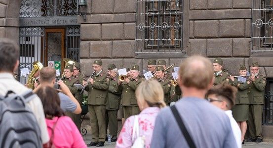Výstava o 35. plzeňském pluku zdarma na radnici