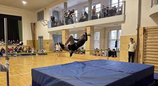 Žáci plzeňských škol se utkali ve skoku vysokém