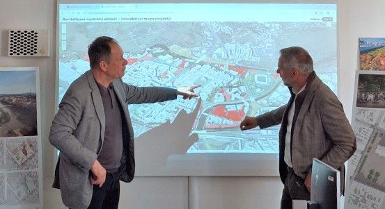 Plzeň si připomněla tři desetiletí od studie Hamburk
