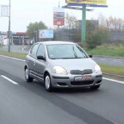 Video: Toyota Yaris 1.0 VVTi
