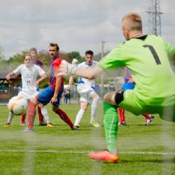Devatenáctka vyhrála v Pardubicích, výběry U17 a U16 porazily Hradec Králové