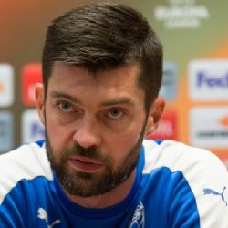 Hrajeme o udržení šance na postup a také pro naše fanoušky, říká Matúš Kozáčik