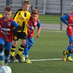 Výběr U11 v Dortmundu: Potrápil Borussii, Leverkusen i Schalke a navštívil bundesligový zápas