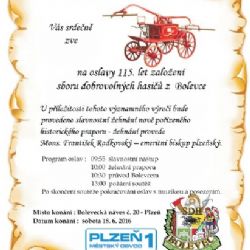 Při oslavách požehná František Radkovský nový prapor boleveckých hasičů