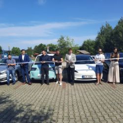 Trojka uvedla do provozu nové místo pro nabíjení elektromobilů