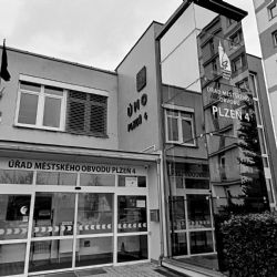 Křižovatka ulic Rokycanská a Hřbitovní bude o víkendu 4.10. a 5. 10. uzavřena, auta neprojedou ani v pondělí