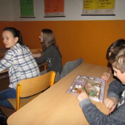 Beseda na 25.ZŠ - Drogový kufr