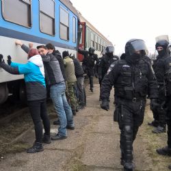 Cvičení PJ MP Plzeň v Depu kolejových vozidel