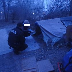 Strážníci na Lochotíně kontrolovali bezdomovce
