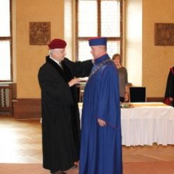 Děkan Randa byl slavnostně uveden do funkce