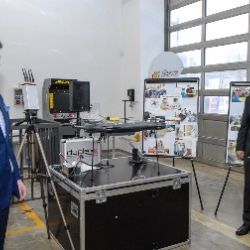 Město Plzeň darovalo elektrotechnické fakultě dron