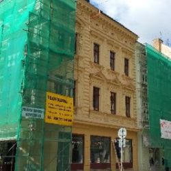 Univerzita opravuje a modernizuje budovy