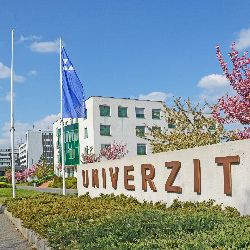 Univerzitu představí dvě výstavy v centru Plzně