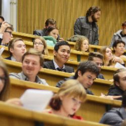 Vybrané fakulty otevírají druhé kolo přijímacího řízení