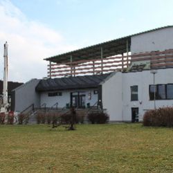 Zrekonstruovaná menza se rozšíří také o zastřešenou terasu