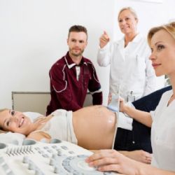 Instalace nového světelného panelu pro Polikliniku AGEL Plzeň