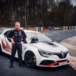 Nový MEGANE R.S. TROPHY-R: rekord na Nürburgringu pro nejvýkonnější model, který kdy Renault uvedl na trh