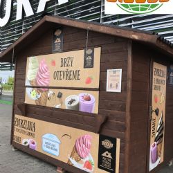 Zmrzlina opět v novém u Globusu v Plzni Chotíkově