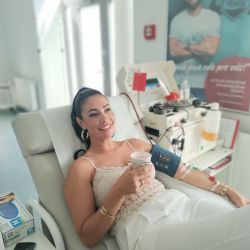 Adéla Tas Marková se vrací do Plzně, aby darovala krevní plazmu
