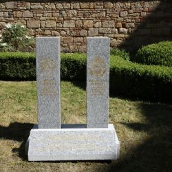 Kraj podpoří péči o pomníky a válečné hroby