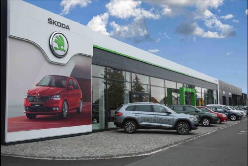 Foto: Plzeňský autosalon a autoservis Auto CB má špičky v oborech, zaměstnanci vyhráli ŠKODA Challenge