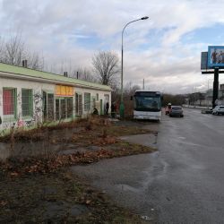Bezdomovci museli z objektu na Domažlické odejít, majitel ho zabezpečil