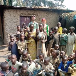 Blanka Josephová-Luňáková vedla uměleckou dílnu v Burundi