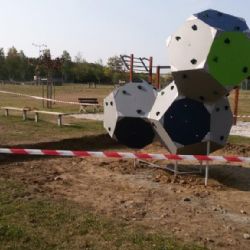 Centrální obvod Plzně instaloval nové prvky na dětská hřiště