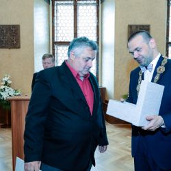 Cenu 1. června obdržel v Plzni Josef Serinek in memoriam