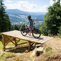 Česká Enduro Série vrcholí finálovým závodem Kona Enduro Race Špičák 