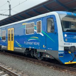 České dráhy a kraj představují modernizovanou RegioNovu pro Český les 