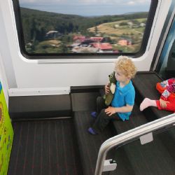 České dráhy rozšíří služby pro rodiny. Západní expres nabídne dětské kino