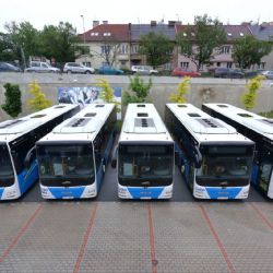 Cestující v kraji mají problémy, autobusy nejedou