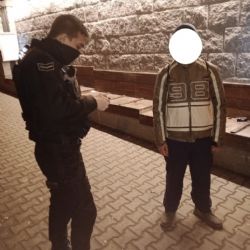 Chlapec utekl z domova, po čtyřech dnech ho našli strážníci