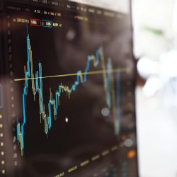 Chtěla obchodovat na burze, prodělala 1,4 milionu