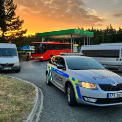 Cizinecká policie v pěti větších akcích kontrolovala ubytovny, autobusy i firmy