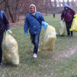 Do úklidu veřejného prostranství se v Plzni aktivně zapojuje i veřejnost