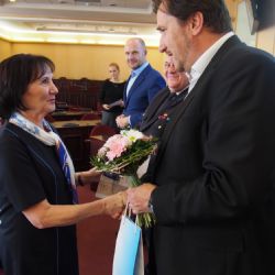 Dobrovolní hasiči obdrželi pamětní medaile hejtmana