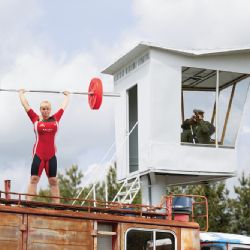 Eva Starcková a další vzpěračky Masters nafotily kalendář na rok 2024 v RETROAUTOMUZEU pro Nadační fond Úsměv nejen pro Kryštofa