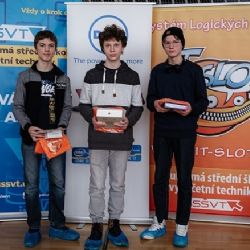 Finále soutěže IT-SLOT: v informatice dominují chlapci 