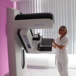 FN Lochotín otevřela nové mamocentrum se špičkovými přístroji