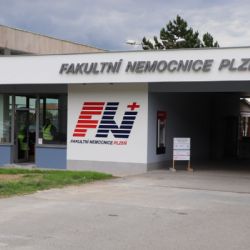FN Plzeň pere prádlo novou technologií, snižuje riziko infekce 